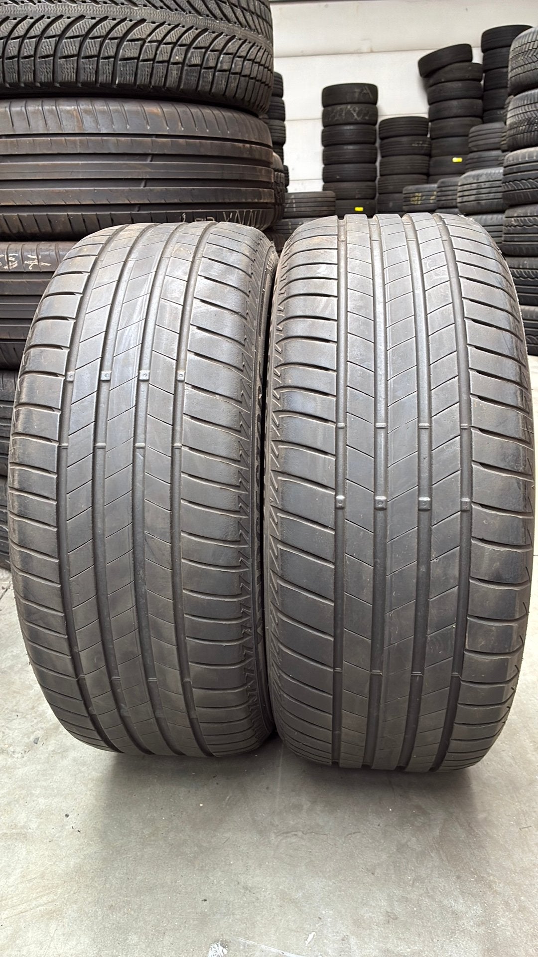 2355517 235/55/17 235/55R17 zomerbanden merk Bridgestone, Kleding | Dames, Ophalen