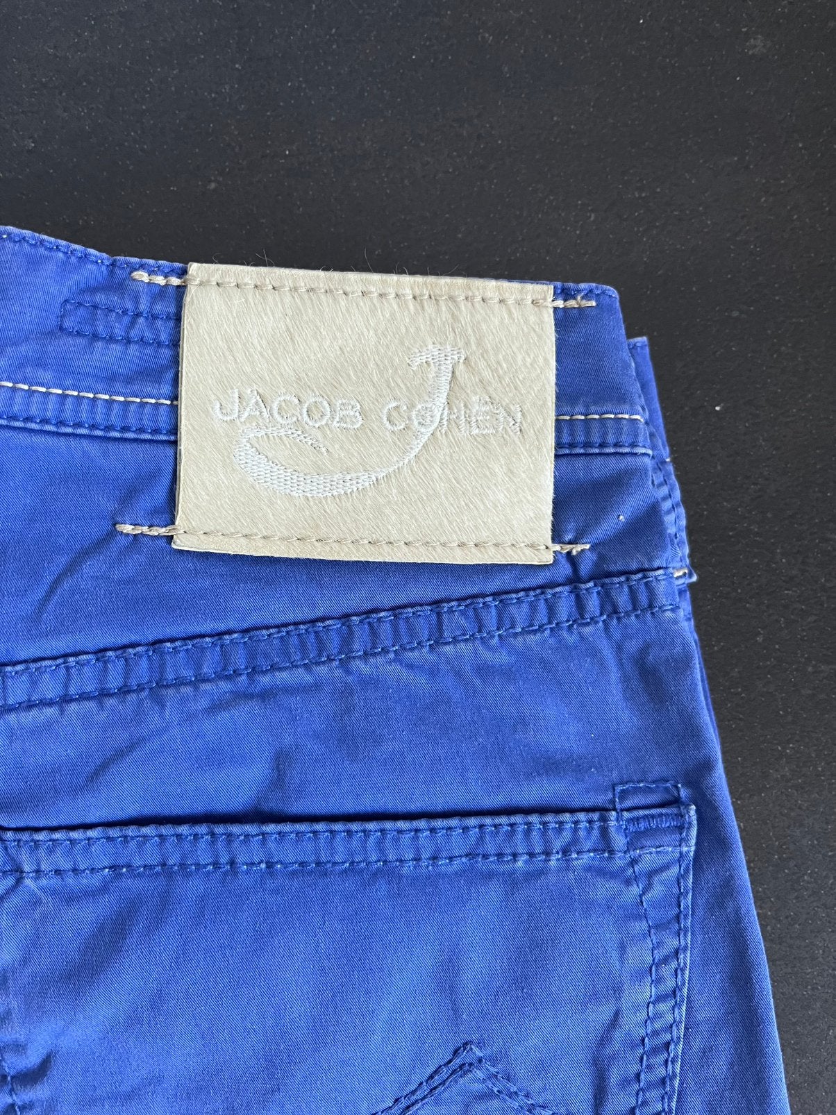 Jacob Cohen short size 32 type PW633 comfort, Vêtements | Hommes, Jeans, Enlèvement ou Envoi, Comme neuf, Bleu, W32 (confection 46) ou plus petit