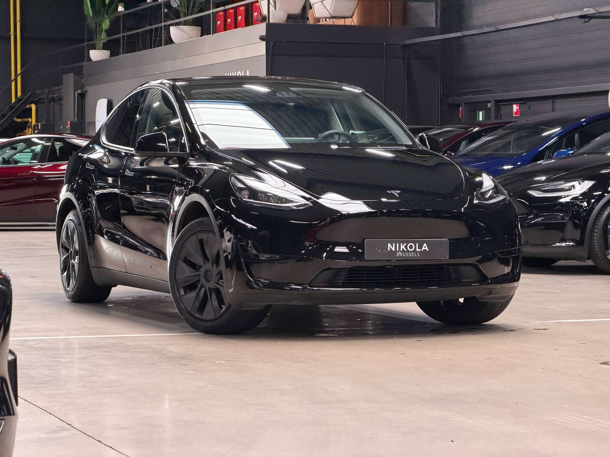 Tesla Model Y REAR WHEEL DRIVE - FULL BLACK - AUTOPILOT ACTI, Auto's, Achterwielaandrijving, Gebruikt, Zwart, https://public.car-pass.be/vhr/c951b0a3-dd1c-4550-bac2-0c21cd58ab63