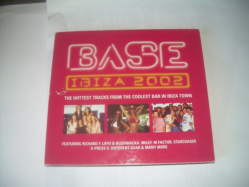 2 CD S - IBIZA, Cd's en Dvd's, Cd's | Dance en House, Ophalen of Verzenden, Zo goed als nieuw, Techno, Verzamelalbum