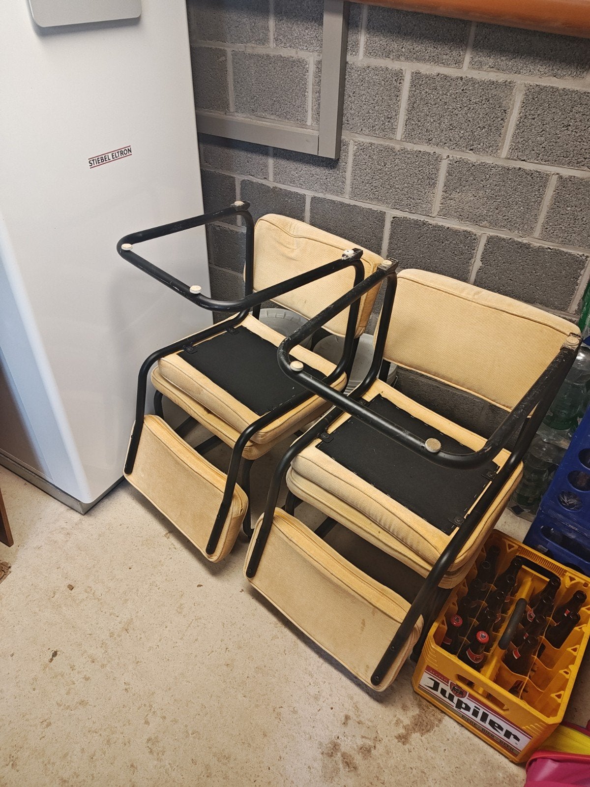 5 chaises de salle à manger (tissu ocre jaune/côtelé) avec s, Enlèvement, Utilisé, Métal