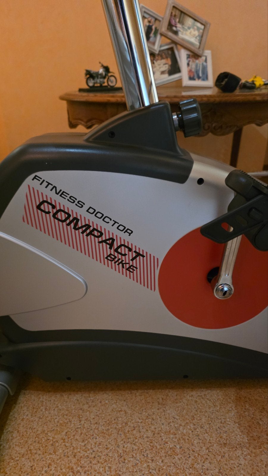 vélo d'appartement Fitness Doctor Compact Bike en bon état., Jambes, Enlèvement, Utilisé, Vélo d'appartement