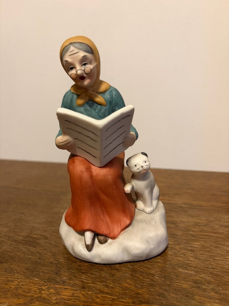 Figurine vintage en porcelaine — Grand-mère, Collections, Enlèvement ou Envoi, Utilisé