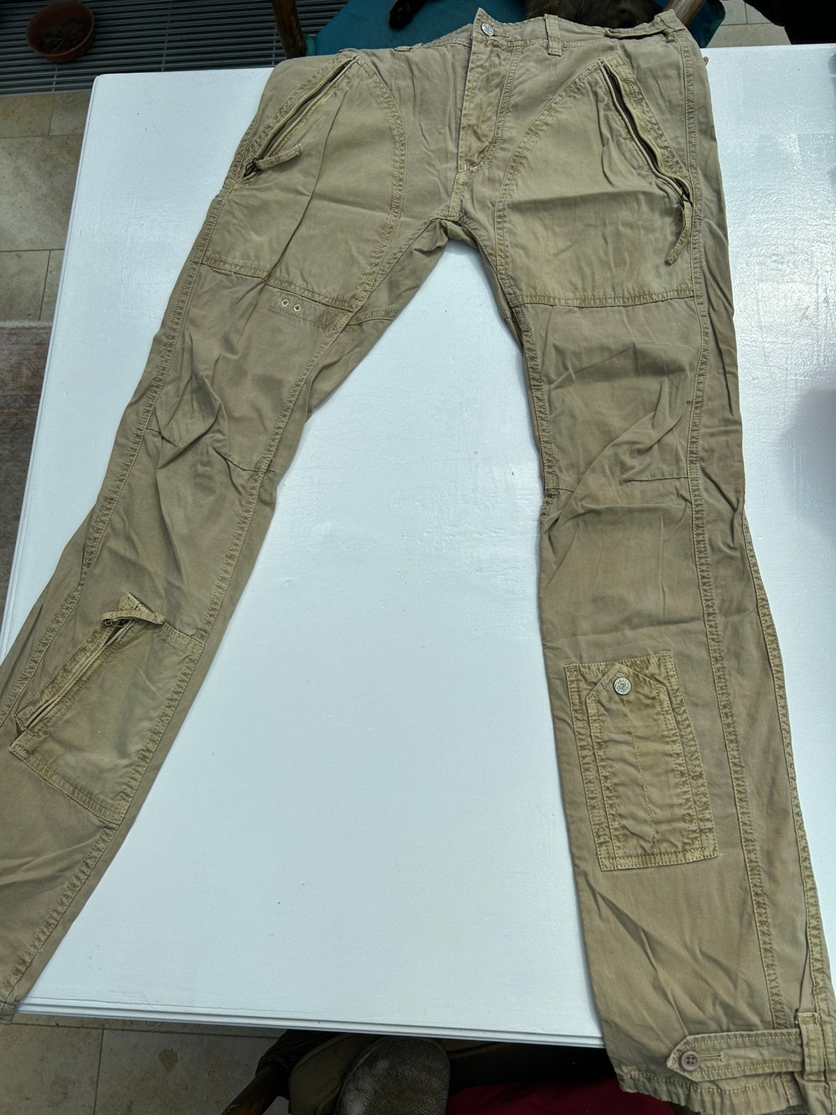 Katoenen broek DIESEL maat 29, Kleding | Heren, Verzenden, Zo goed als nieuw, Maat 48/50 (M), Beige