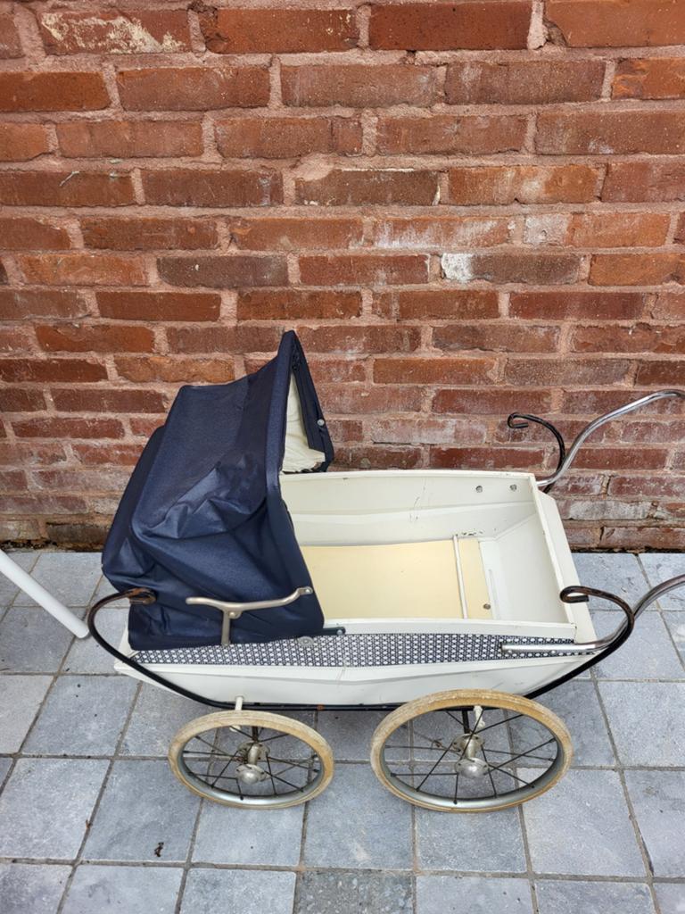 Vintage poppenwagen / retro kinderwagen – jaren 60/70, Enfants & Bébés, Poussettes & Combinaisons, Poussette, Enlèvement ou Envoi