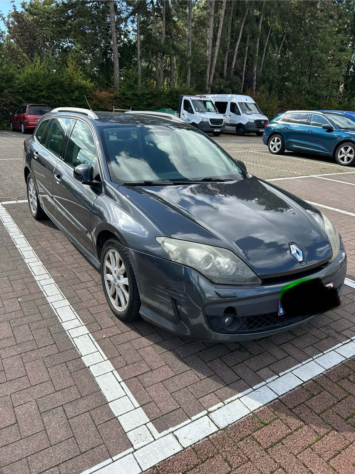 Renault Laguna Grandtour 2.0 dCi – Euro 5 Diesel (2009), Auto's, Bluetooth, Euro 5, Overige modellen, Particulier