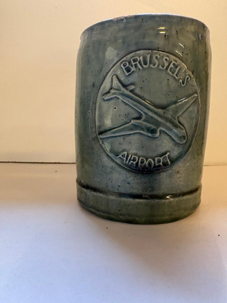 Bierpull Brussels Airport vliegtuig, Verzamelen, Ophalen of Verzenden, Zo goed als nieuw