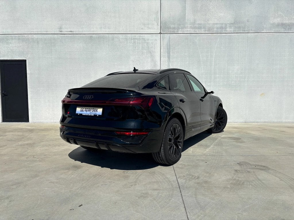 Audi Q8 55 Sportback E-tron | S-Line | Leasing (bj 2023), Auto's, Automaat, 4 zetels, Gebruikt, Euro 6
