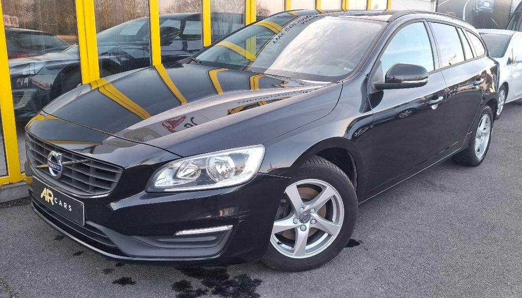 Volvo V60/2017/237.652km/2.0D/manuel/TVA incluse, Autos, Volvo, Achat, Euro 6, Entreprise, Entretenue par le concessionnaire