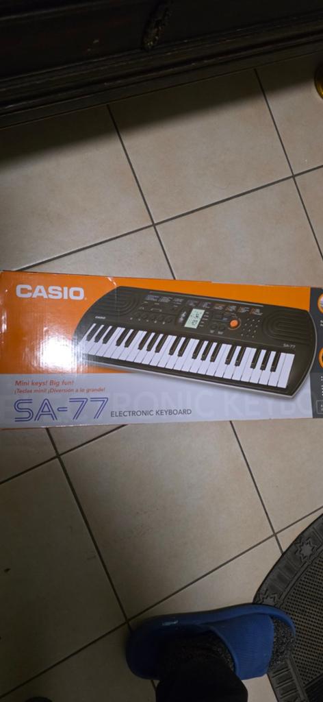 Casio SA 77 keyboard perfect in orde, Muziek en Instrumenten, Keyboards, Ophalen, Zo goed als nieuw, Overige aantallen, Casio