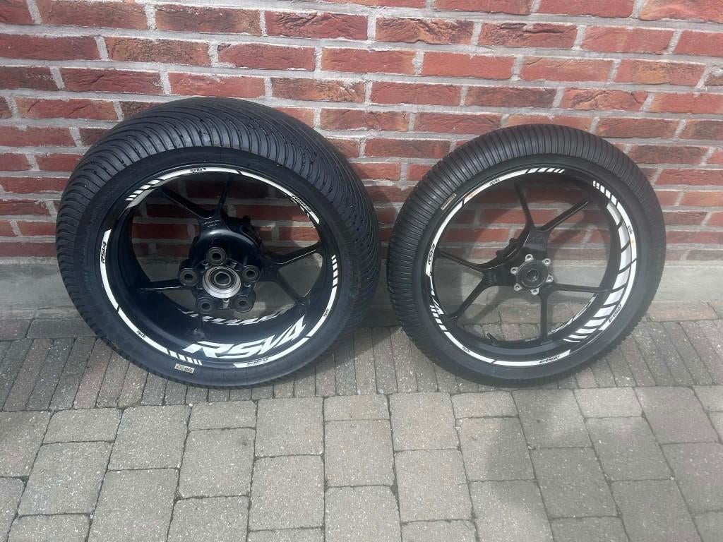 OEM velgen aprilia RSV4 / Tuono V4 + Dunlop KR regenbanden, Ophalen of Verzenden, Gebruikt