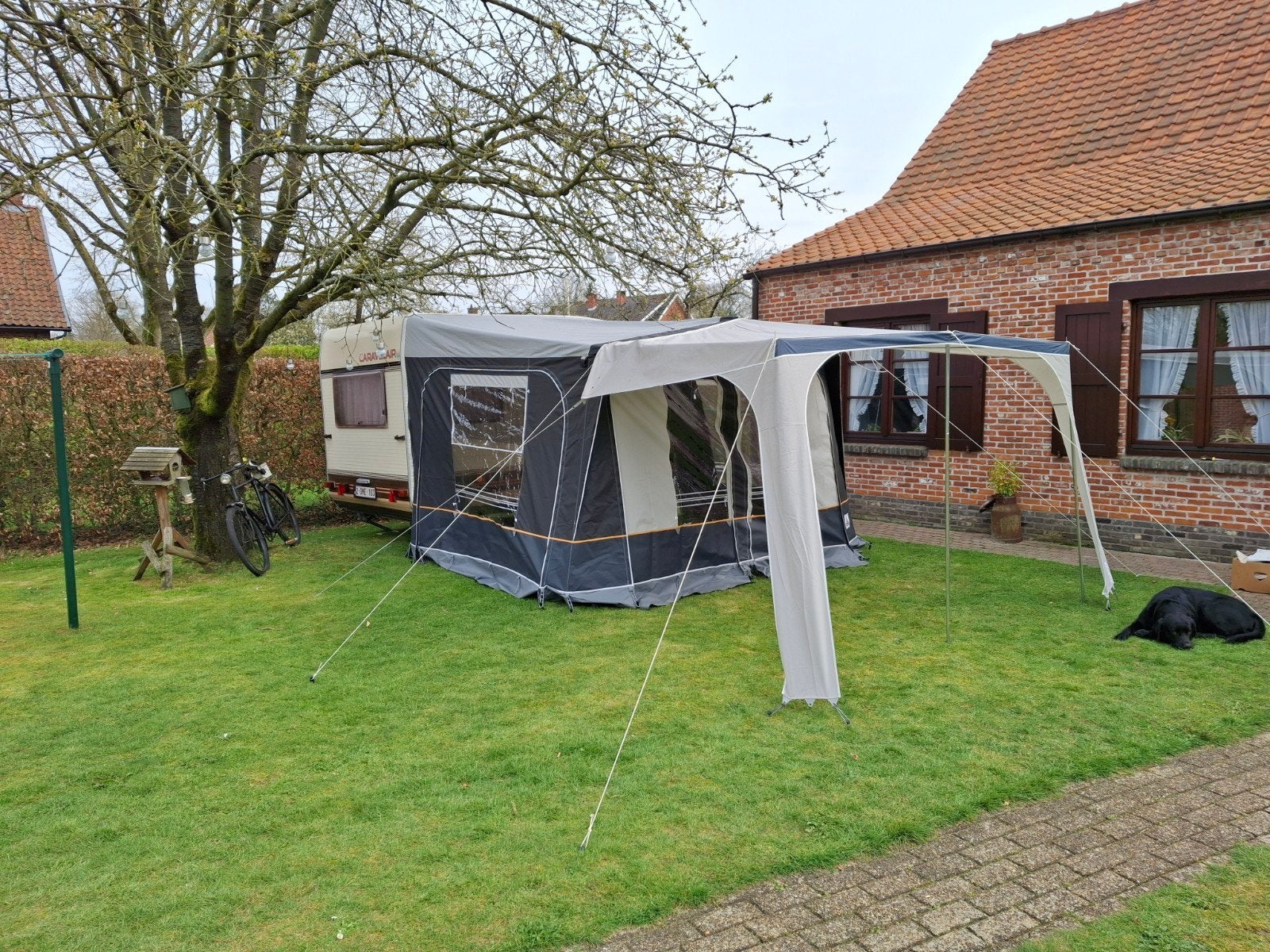 Mooie Caravelair 750kg, nieuwe voortent!!!, Caravans en Kamperen, Caravans, Particulier, tot en met 3, 500 - 750 kg, Standaardzit