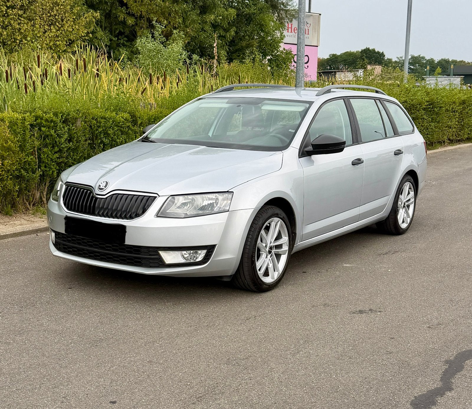 Skoda Octavia 1.2 TSI –CarPlay -Airco -GEKEURD VOOR VERKOOP!, Autos, Achat, Carnet d'entretien, Noir, 5 portes