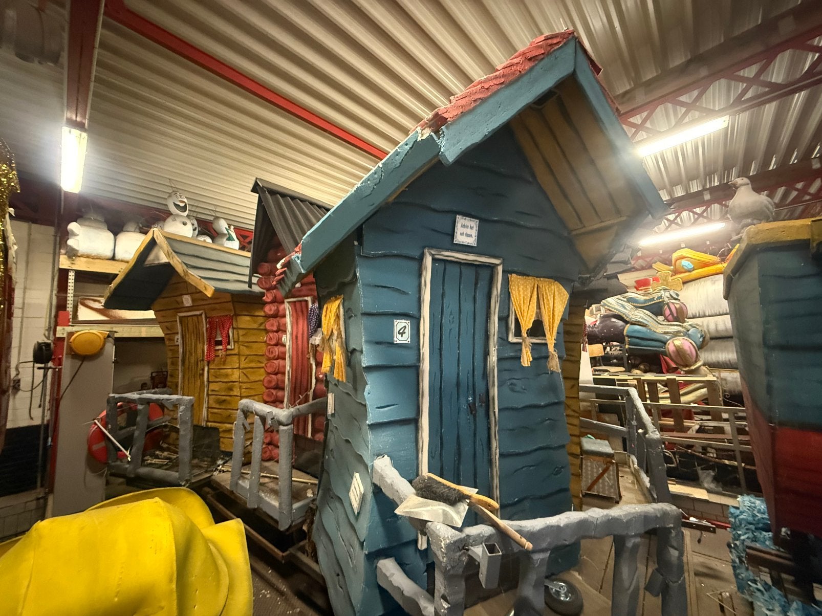 Carnavalswagen visserhuisjes, Ophalen