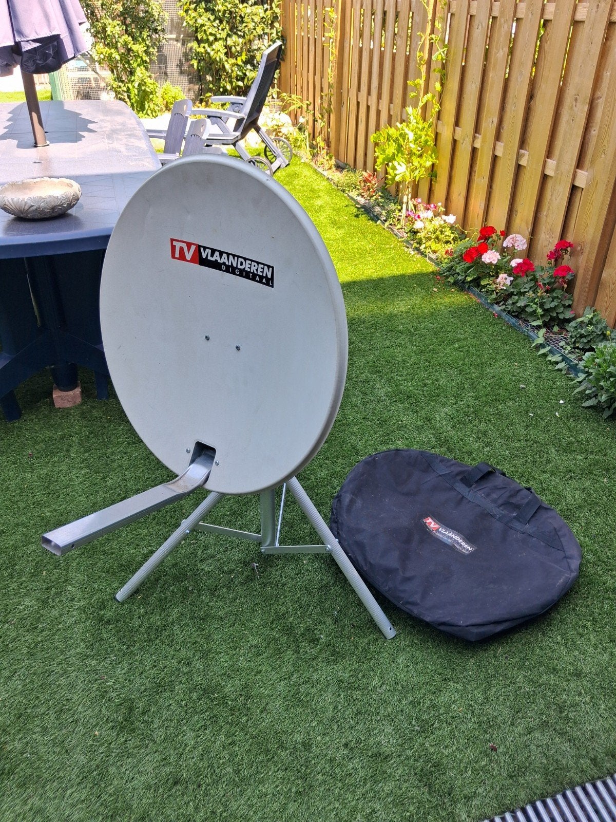 te koop schotel antenne, Audio, Tv en Foto, Schotelantennes, Ophalen, (Schotel)antenne, Overige merken