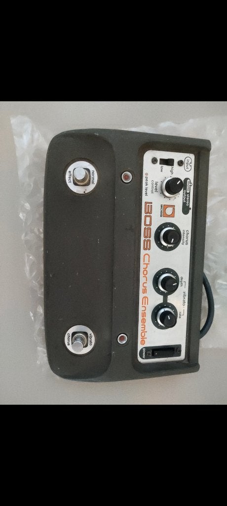 Roland ce-1, Ophalen, Gebruikt, Chorus