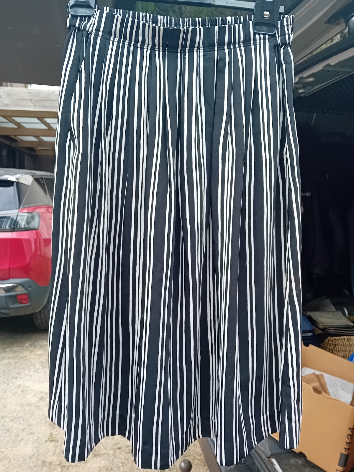 Heel mooie rok als nieuw maat 38 H&M met zijzakken, Kleding | Dames, Rokken, Ophalen of Verzenden, Maat 38/40 (M)
