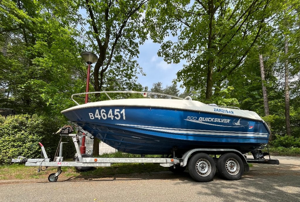 Quicksilver Commander 500, motorboot en trailer., Watersport en Boten, Vis- en Consoleboten, Quicksilver, Buitenboordmotor, Ophalen