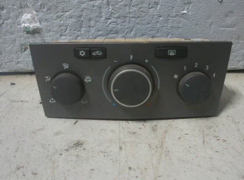 BEDIENINGSPANEEL AIRCO Opel Astra H (L48) (01-2004/05-2014), Autos : Pièces & Accessoires, Bahnhofsplatz 65423 Rüsselsheim am Main, DE