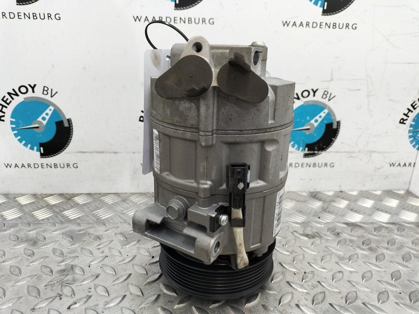OPEL VIVARO AIRCO COMPRESSOR / AIRCOPOMP 8200454172C 2008, Ophalen of Verzenden, Gebruikt, ARN erkend