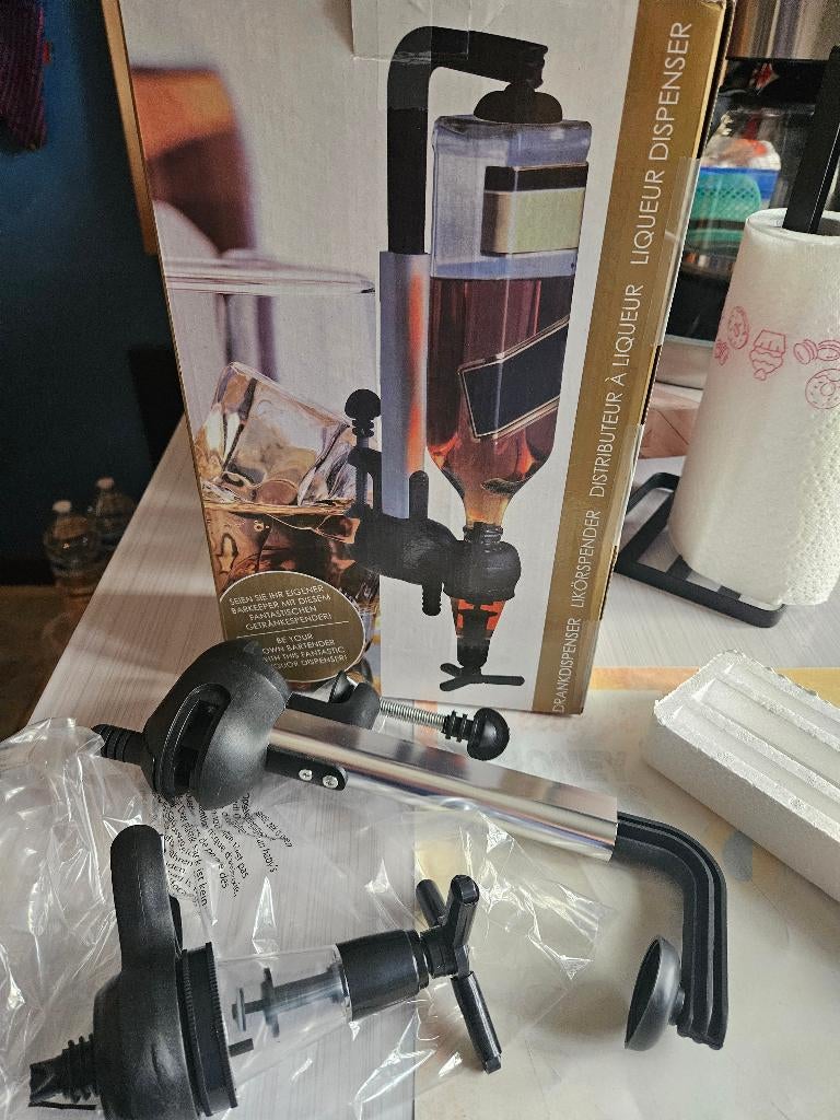 Distributeur alcool neuf, Enlèvement, Neuf