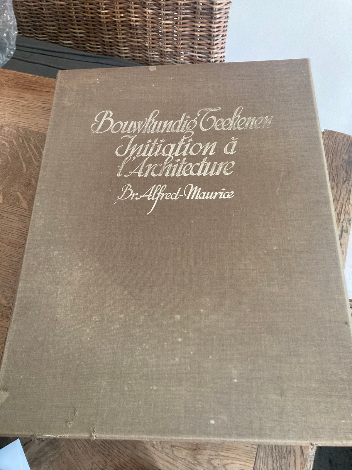 Bouwkundig Teekenen – Initiation à l’Architecture (1981), Boeken, Ophalen, Zo goed als nieuw, Architecten