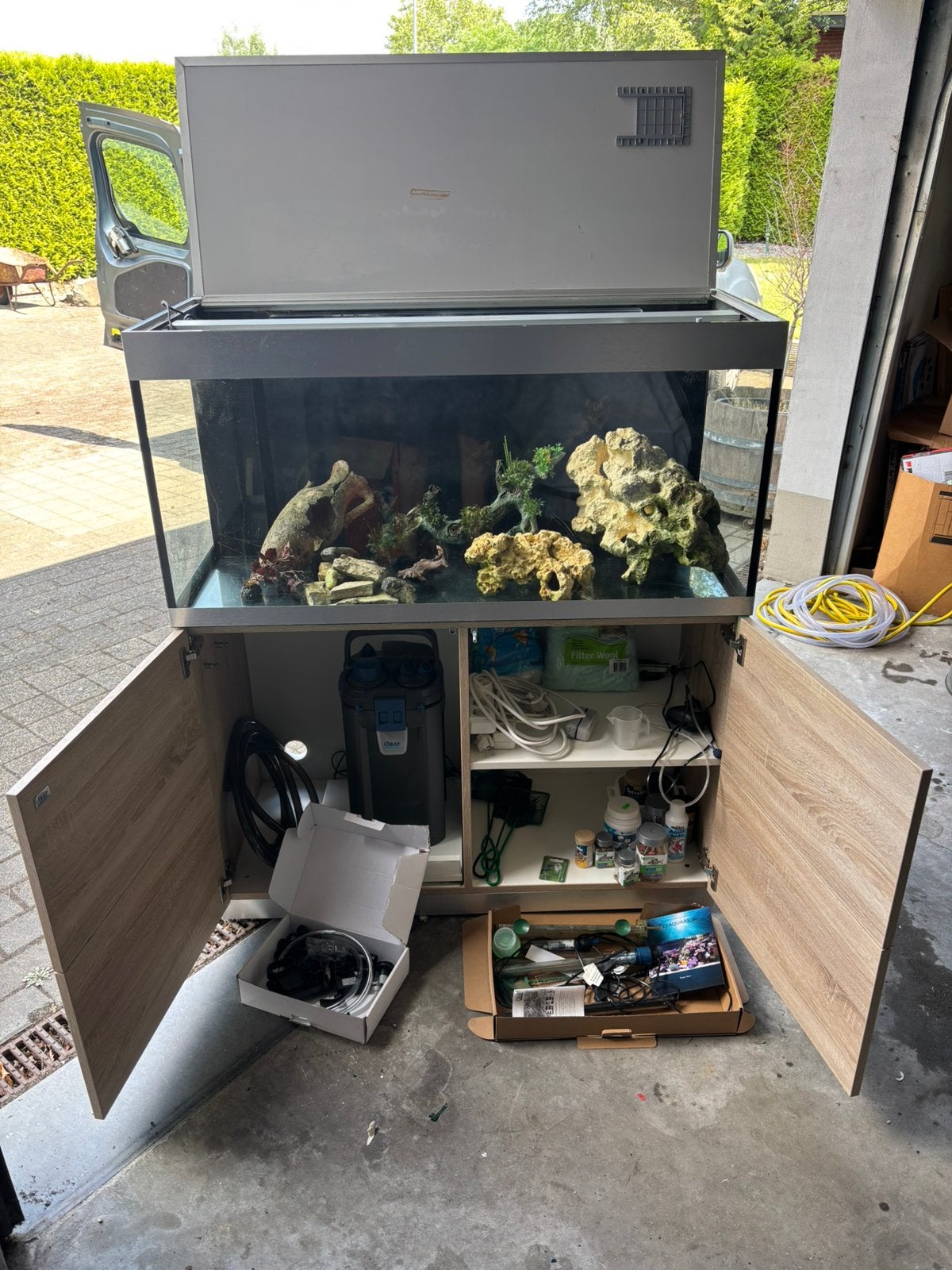 Oase Highline 300 optiwhite eiken, Dieren en Toebehoren, Ophalen, Oase, Inclusief deksel, Zo goed als nieuw
