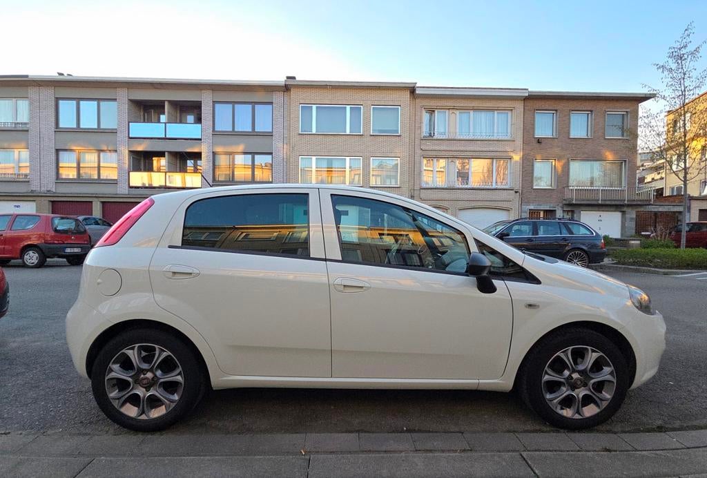 Fiat Punto 1.2 benzine. 5 deurs. 2018., Bluetooth, Particulier, Punto, Te koop