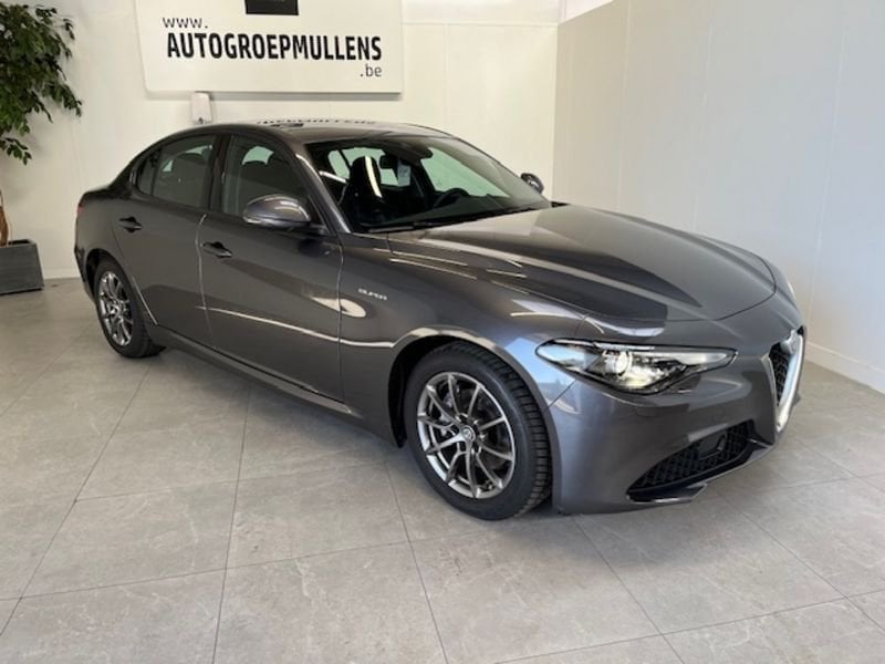 Alfa Romeo Giulia, Autos, Argent ou Gris, Achat, Entreprise, Cruise Control