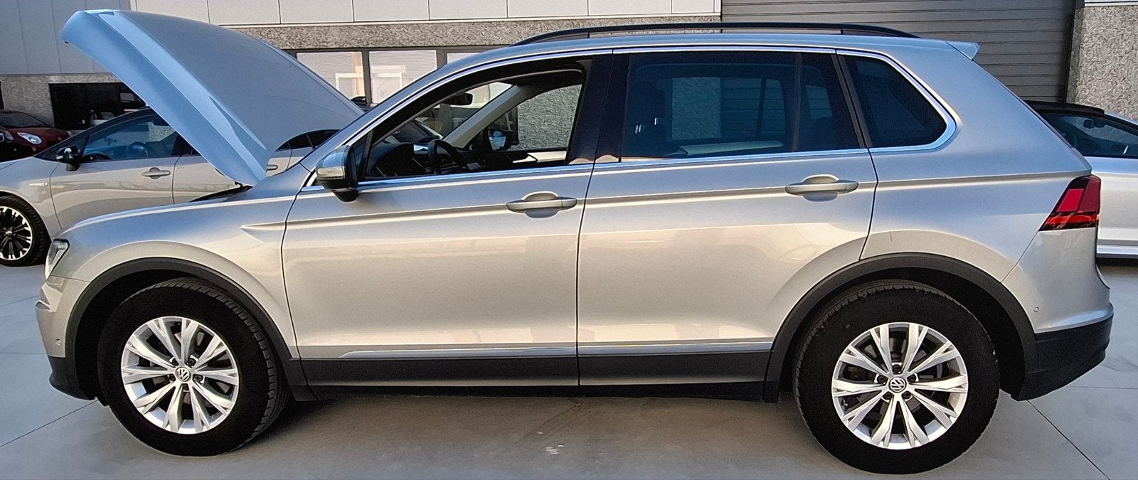 VW Tiguan 1.5 TSI Automaat 2019, Autos, Cuir, Argent ou Gris, Achat, Euro 6