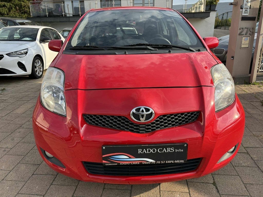 Toyota yaris benzine Van 2011, Auto's, Toyota, https://public.car-pass.be/vhr/5921e7f9-8dc1-46d8-ada5-5a20f2d1d69d, Elektrische ramen