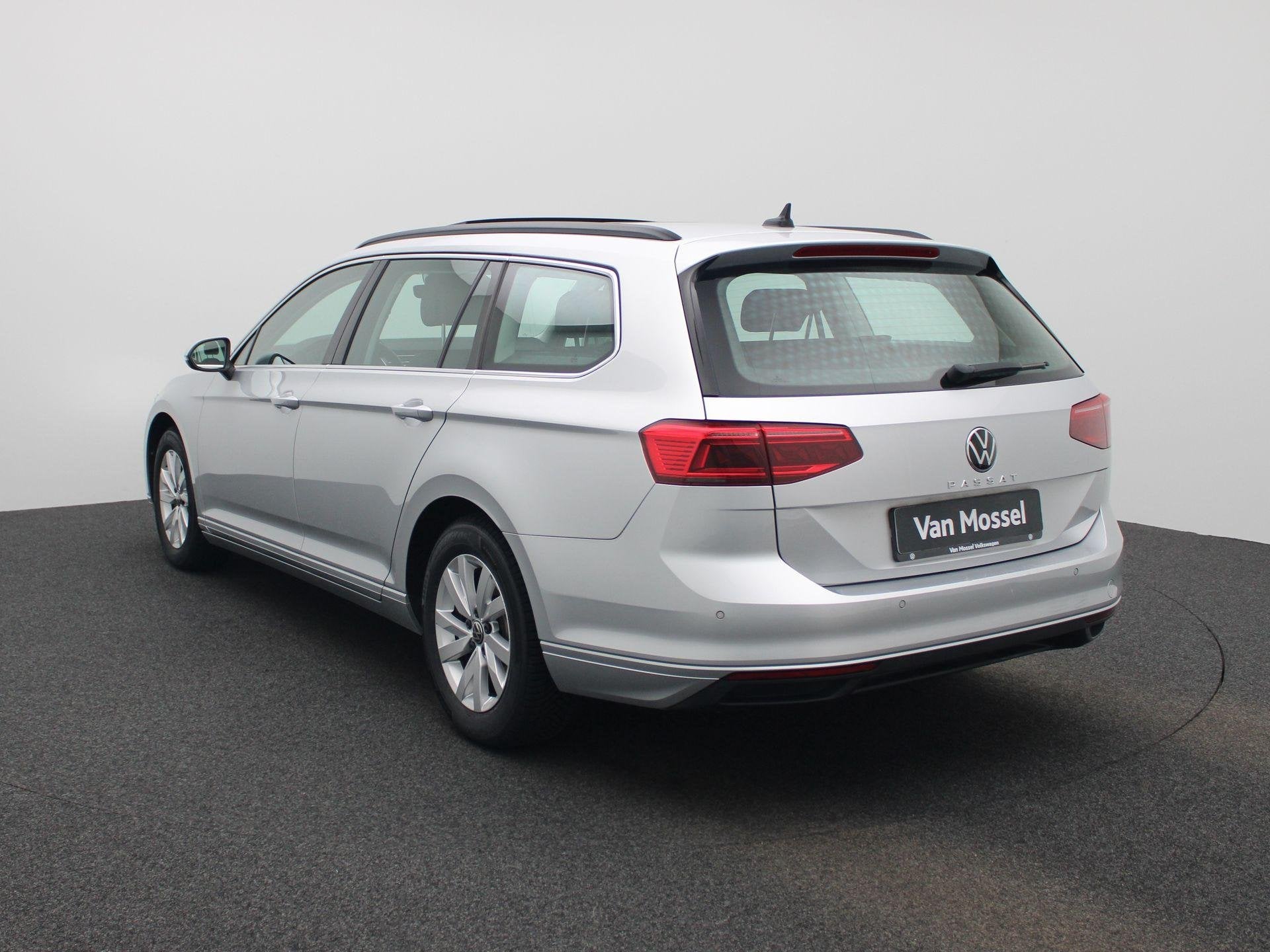 Volkswagen Passat Variant 2.0 TDI 90kW DSG Style Adapt. Crui, Argent ou Gris, Euro 6, Entreprise, 5 portes