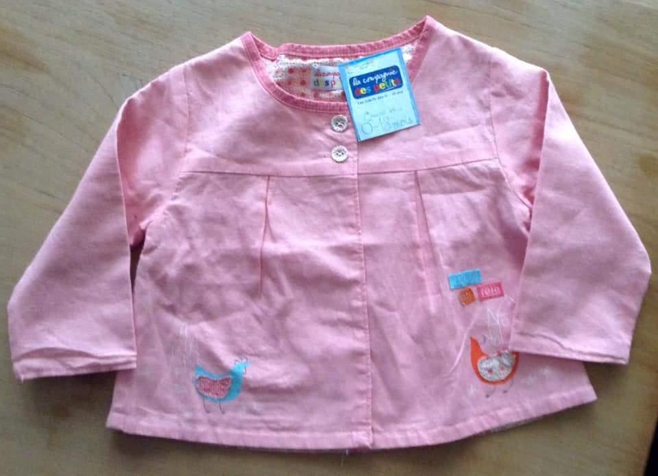 Nieuwe blouse voor babymeisjes van 9 maanden oud, Kinderen en Baby's, Babykleding | Maat 74, Ophalen of Verzenden, Nieuw, Meisje