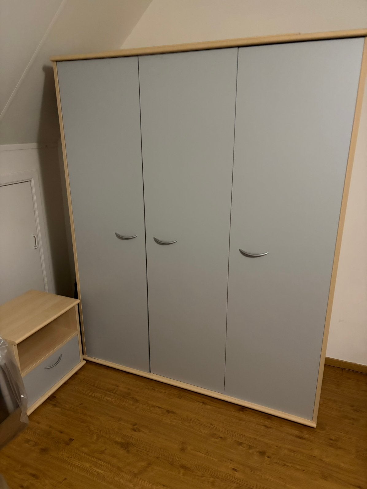 Jeugd/kinderslaapkamer: kleerkast, nachtkastje, bureau, bed, Huis en Inrichting, Slaapkamer | Complete slaapkamers, Ophalen, Gebruikt