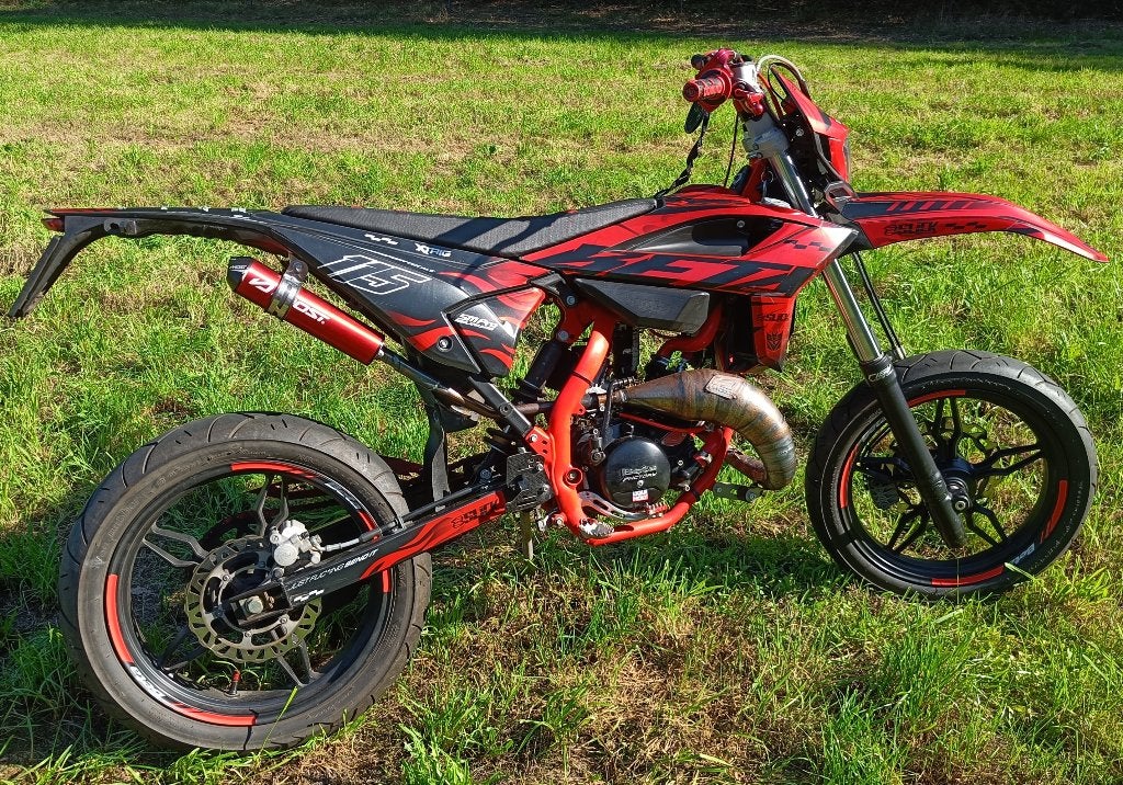 Échappements doubles Beta RR 50 Showbike 2025 etc..., Vélos & Vélomoteurs, Autres marques, Comme neuf, 6 vitesses, Enlèvement
