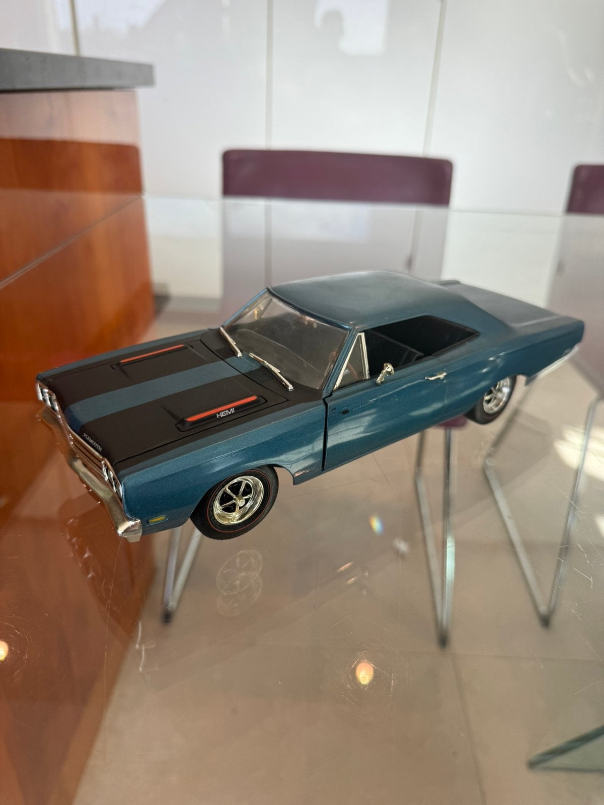 Ertl American Muscle 1:18 Plymouth Road Runner HEMI, Ophalen of Verzenden, Zo goed als nieuw, Motor, ERTL