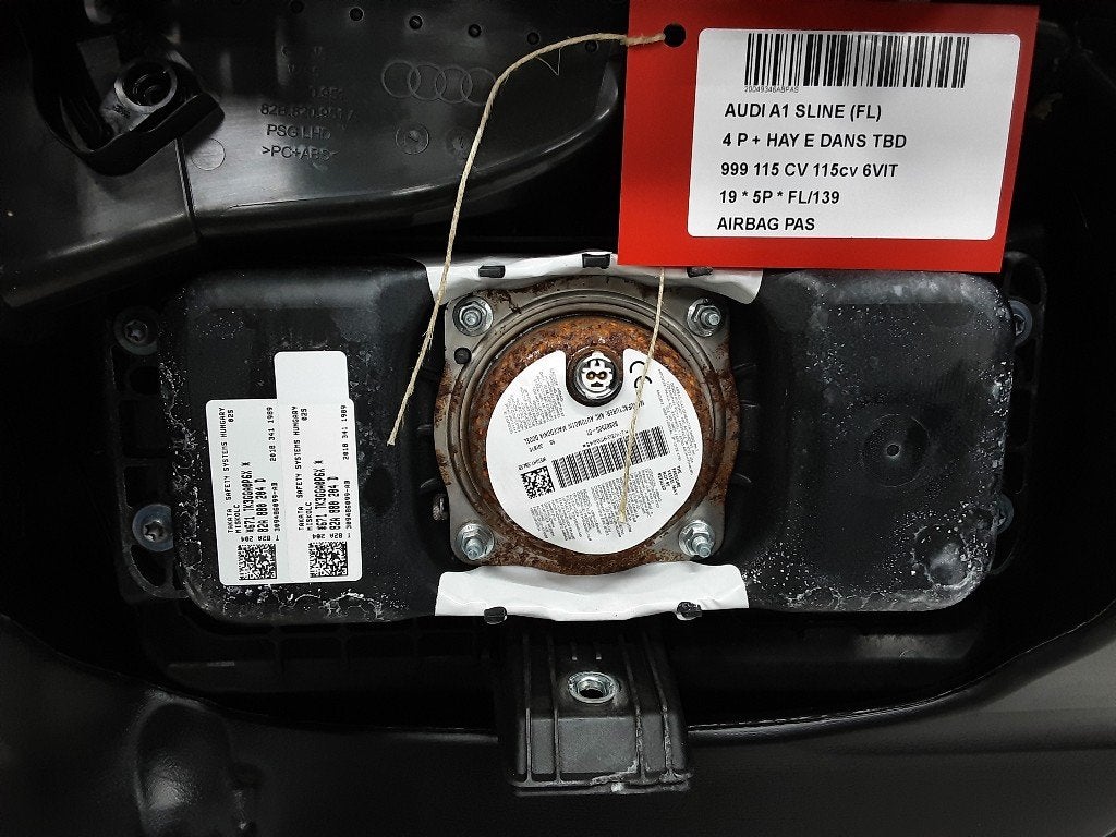 AIRBAG PASSAGIER Audi A1 Sportback (GBA) (01-2018/-), Auto-onderdelen, Gebruikt, Audi