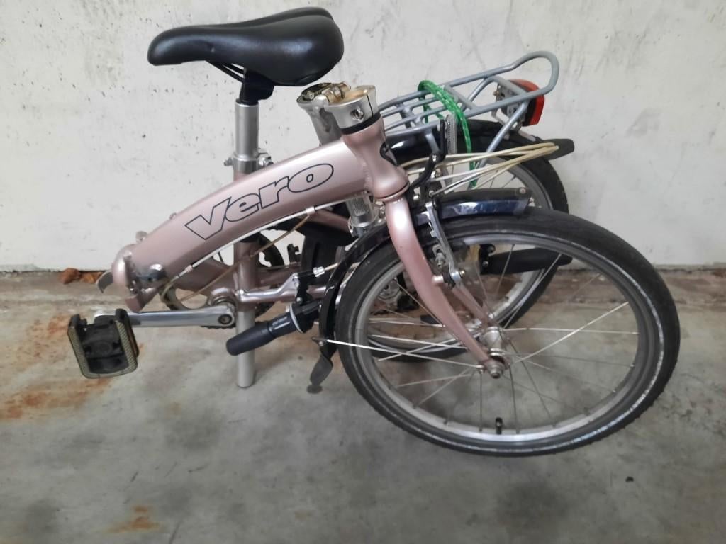 Vero Goede vouwfiets - voor woon-werkverkeer of vakantie, Ophalen, 20 inch of meer, Versnellingen, Zo goed als nieuw