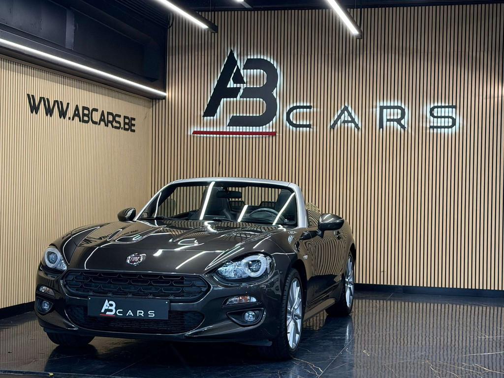 Fiat 124 Spider 1.4 MultiAir Lusso * GARANTIE 12 MOIS *, Auto's, 1300 kg, Gebruikt, Cabriolet, Leder