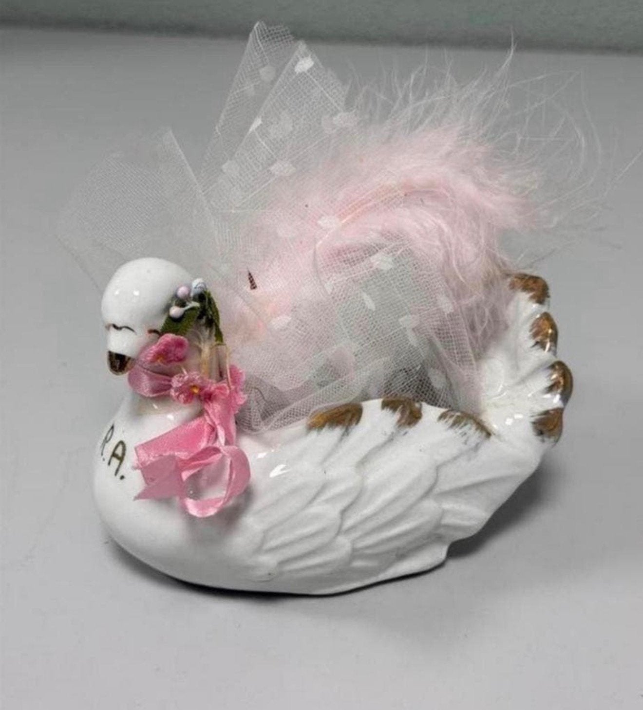 Figurine de cygne ou colombe en porcelaine — 14 cm de long, Enlèvement ou Envoi, Comme neuf, Animal