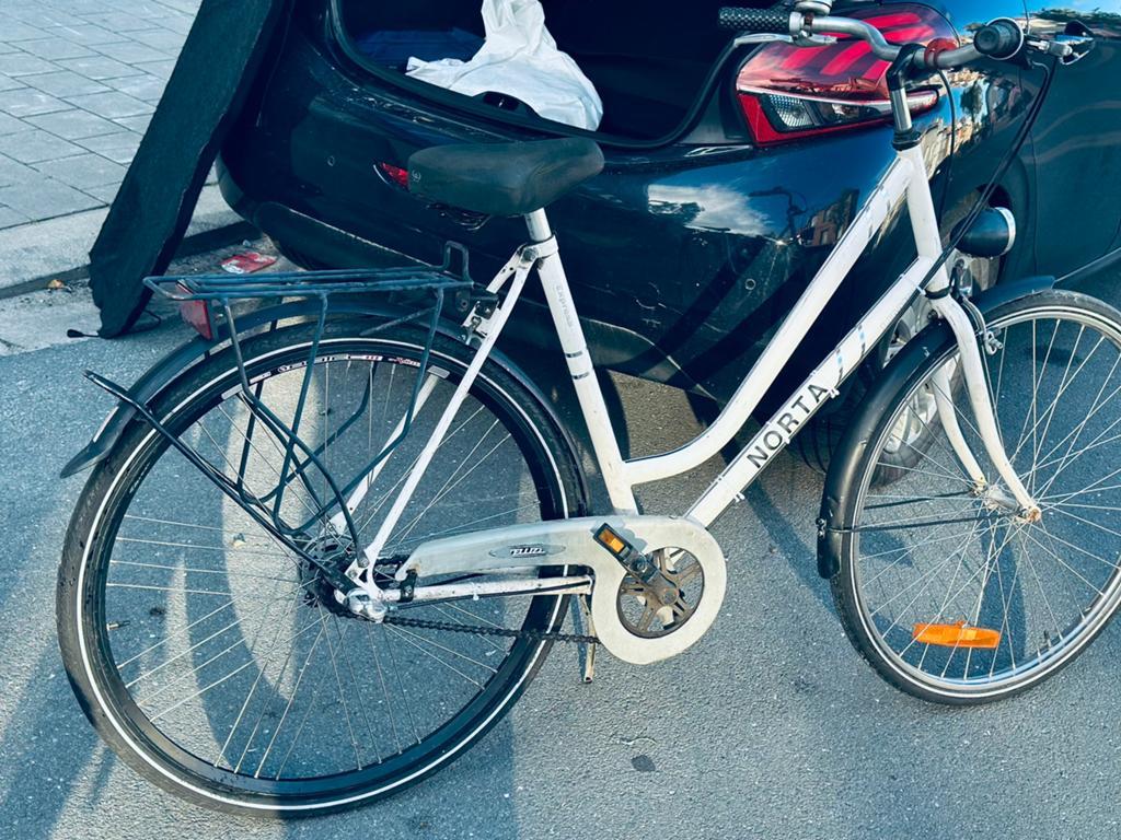 Damesfiets northa met 4 versnelling lichte werkt, Fietsen en Brommers, Ophalen, Zo goed als nieuw