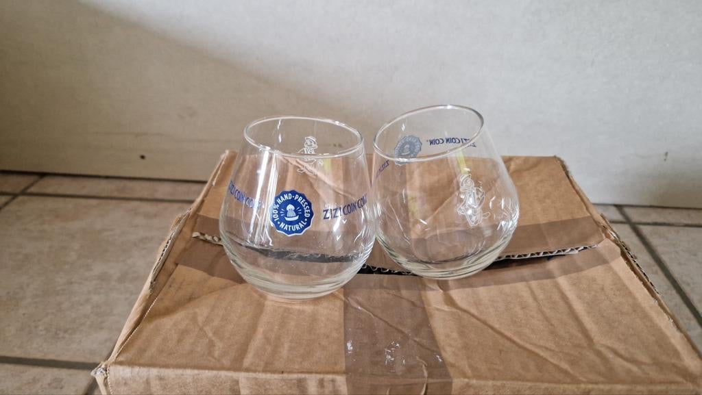 Verres zizi coin coin, Collections, Enlèvement