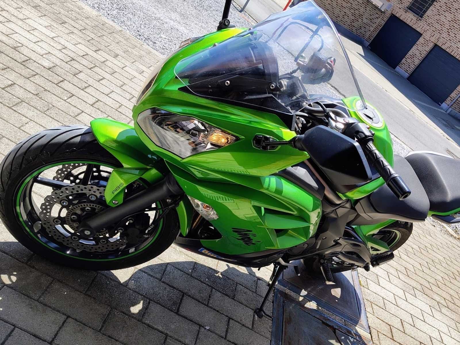 Kawasaki ER-6f (EX650F) Ninja 650 Moto, Bedrijf, Overig