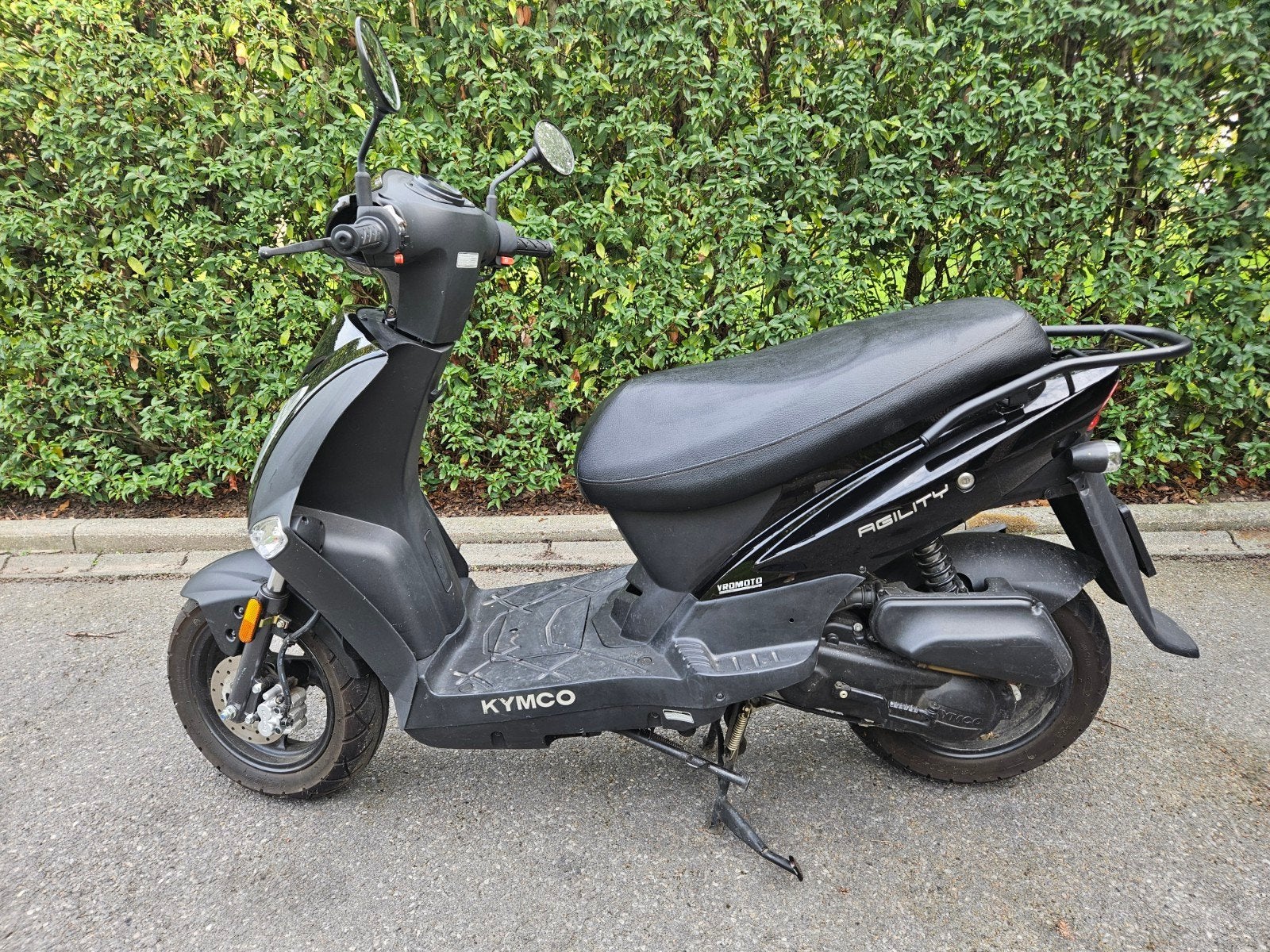 KYMCO Agility 50 A-klasse 2300km 1ste insch.2018 perfecte st, Fietsen en Brommers, Ophalen, Overige modellen, Klasse A (25 km/u)