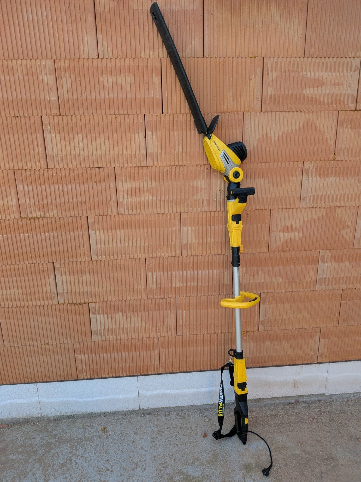 Powerplus telescopische heggenschaar POWXG2042
750W, Ophalen, Gebruikt, Elektrisch, Powerplus