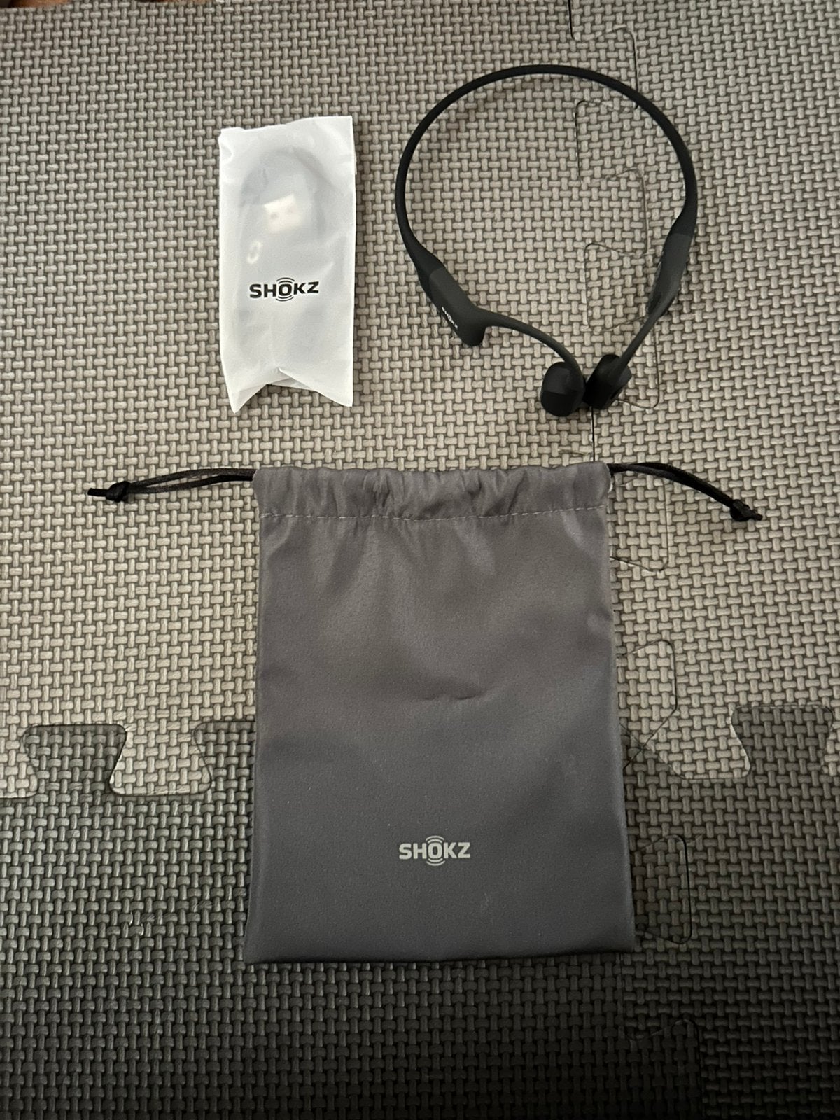 Shokz OpenRun, tout neuf, TV, Hi-fi & Vidéo, Neuf, Conduction osseuse, Sans fil, Noir
