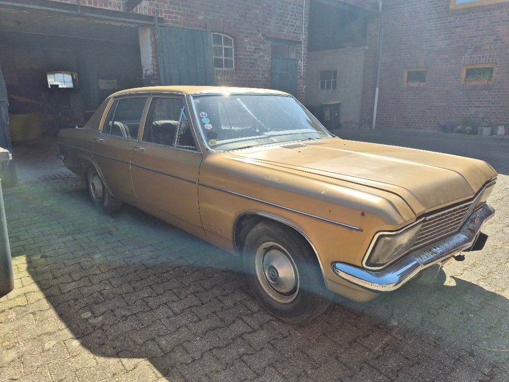 Opel Admiral, foto 3