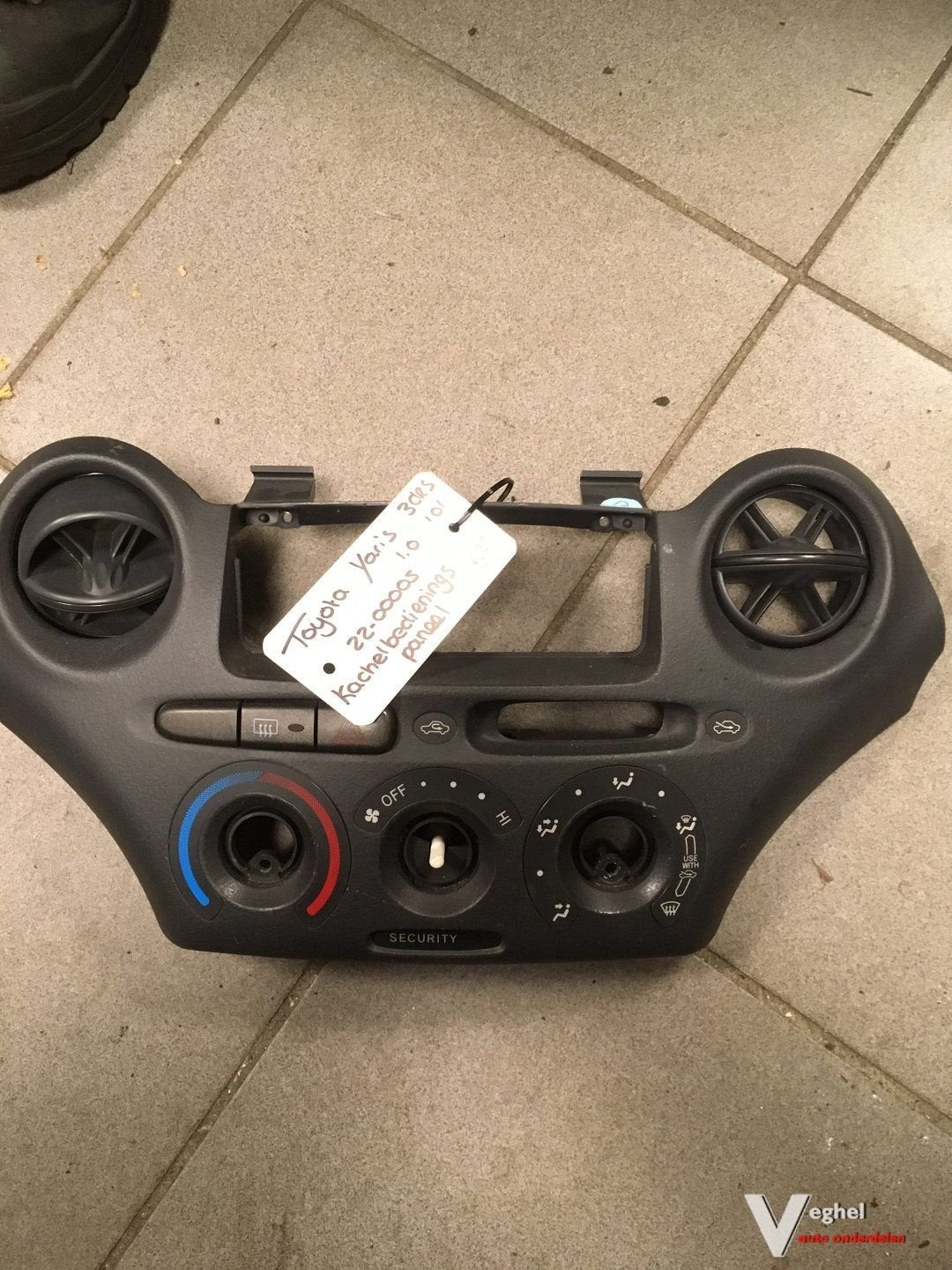 toyota yaris '01 kachel bedieningspaneel, Gebruikt, -, -, Ophalen of Verzenden