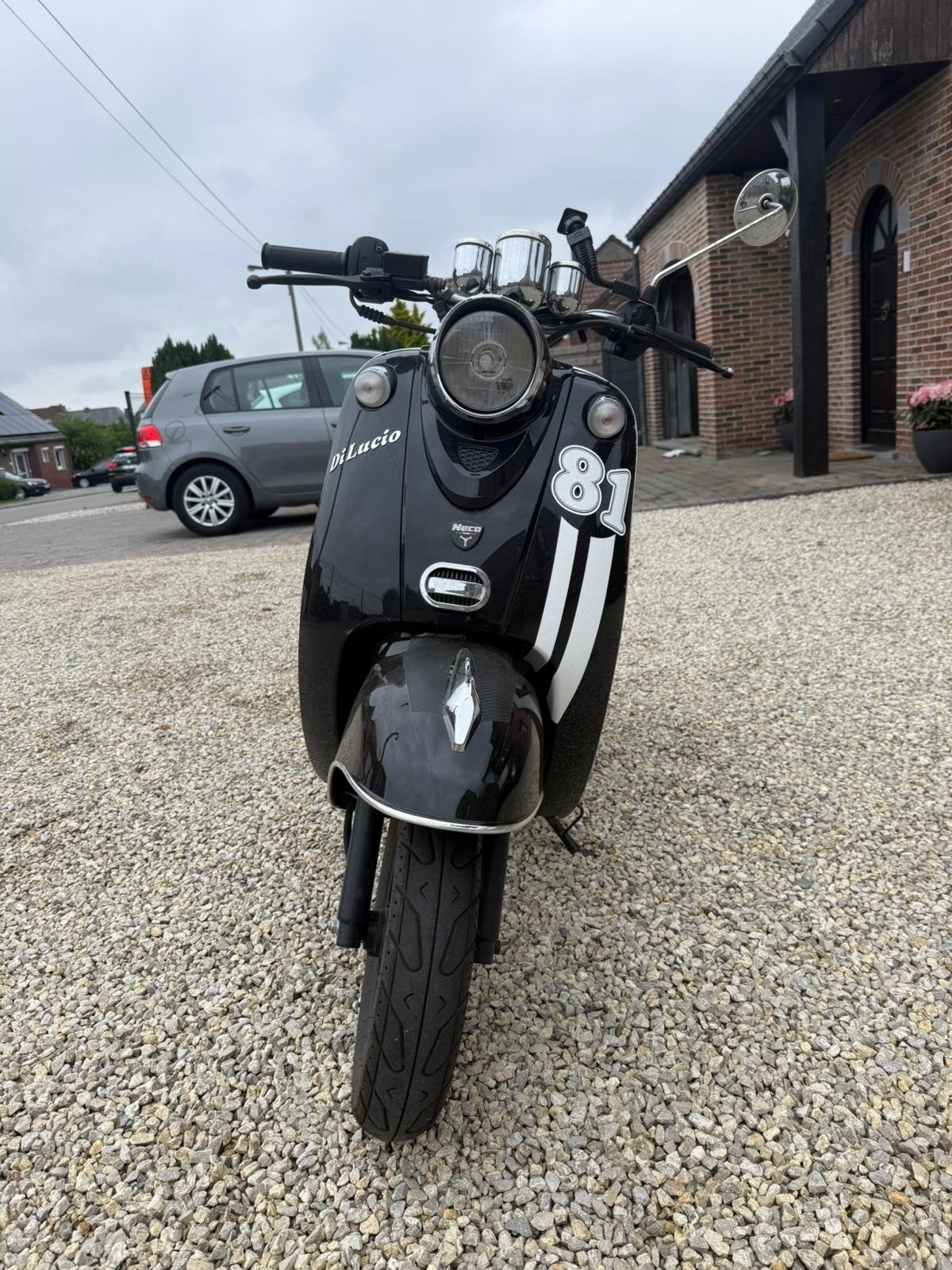 Scooter neco, Enlèvement