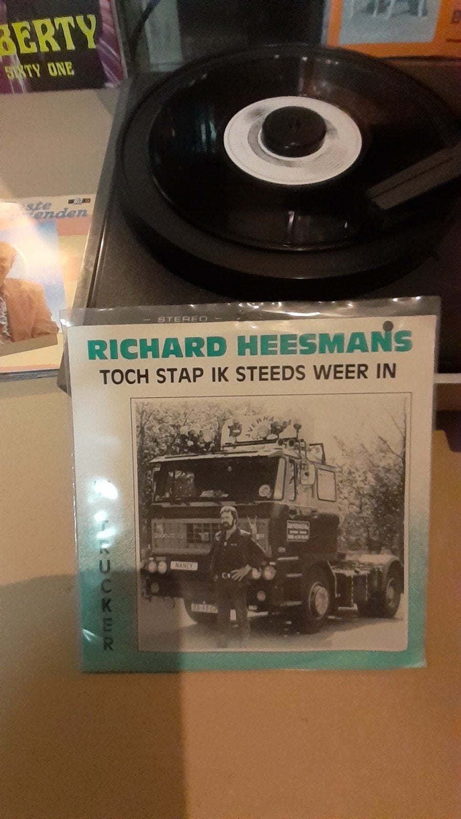 Vinyl singel richard heesmans toch stap ik steeds weer in, Audio, Tv en Foto, Bandrecorder, Ophalen of Verzenden